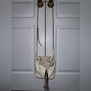 KATE SPADE leather purse with adjustable shoulder strap and inside pocket